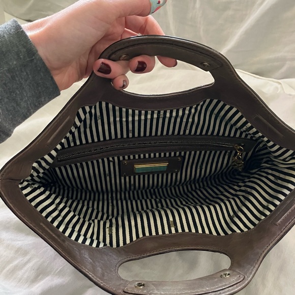 LAMB Signature Foldover Carlisle Clutch Grey Gwen Stefani - Picture 4 of 8